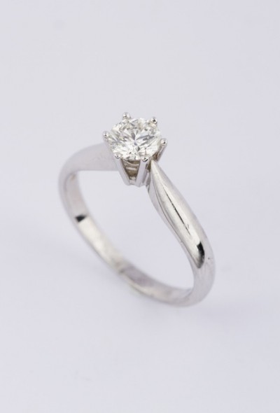 Wit gouden solitair ring 0.50 ct. met certificaat