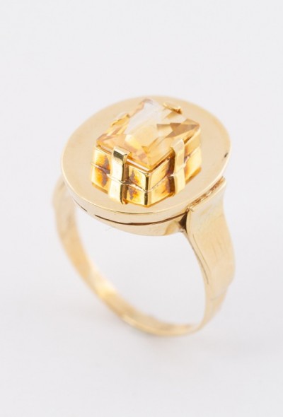 Gouden ring met citrien